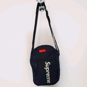SUPREME black Shoulder Small Crossbody Pouch